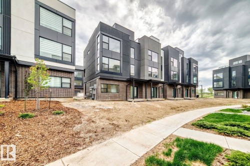 #68 5 Rondeau Dr, St. Albert, AB 