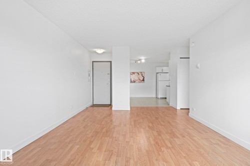 #808 9710 105 St Nw, Edmonton, AB - Indoor Photo Showing Other Room