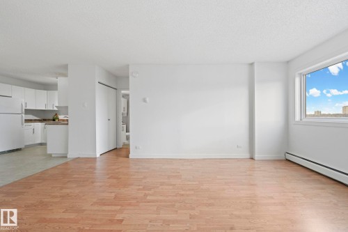 #808 9710 105 St Nw, Edmonton, AB - Indoor