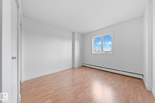 #808 9710 105 St Nw, Edmonton, AB - Indoor Photo Showing Other Room