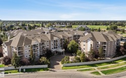 #225 10511 42 AV NW  Edmonton, AB T6J 7G8