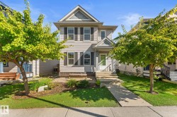 1518 CHAPMAN Way SW  Edmonton, AB T6W 0Y9