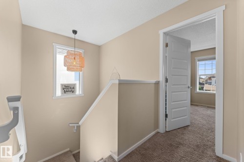 1518 Chapman Way Sw, Edmonton, AB 
