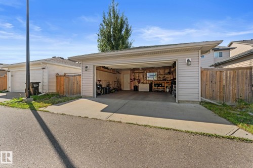 1518 Chapman Way Sw, Edmonton, AB 