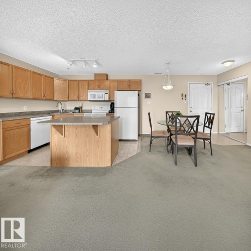 #204 16303 95 St Nw, Edmonton, AB 