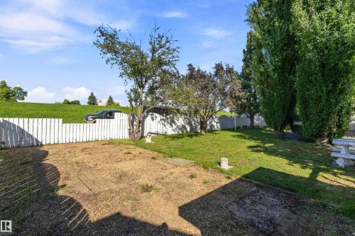 134 Cameron Crescent, Wetaskiwin, AB 