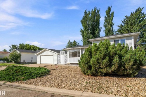 134 Cameron Crescent, Wetaskiwin, AB 
