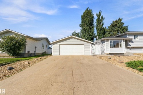 134 Cameron Crescent, Wetaskiwin, AB 