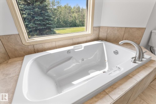 136 Westridge Crescent, Spruce Grove, AB - Indoor Photo Showing Bathroom