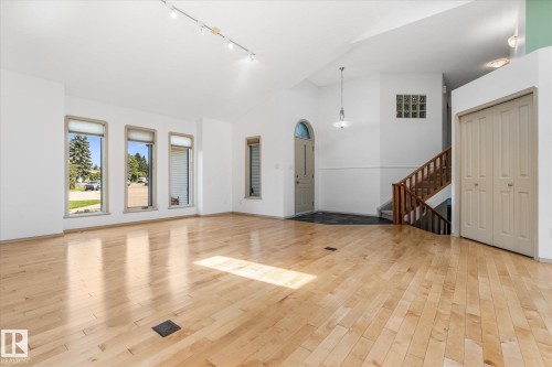 136 Westridge Crescent, Spruce Grove, AB - Indoor Photo Showing Other Room