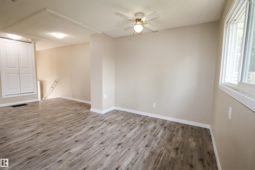 9704 104 Street, Morinville, AB 