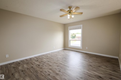 9704 104 Street, Morinville, AB 
