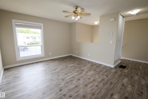 9704 104 Street, Morinville, AB 