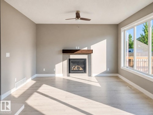 17615 77 Street Northwest, Edmonton, AB 