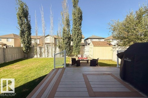 Multi-tone composite decking with integrated railing system - 16120 138 Street Nw, Edmonton, AB 
