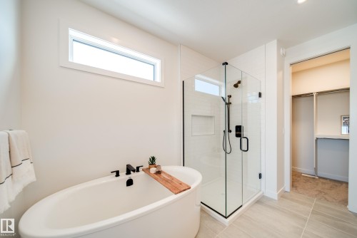 75 Chartres Close, St. Albert, AB 