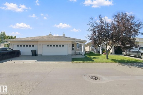 #2 9 Deer Park DR S  Spruce Grove, AB T7X 4H8