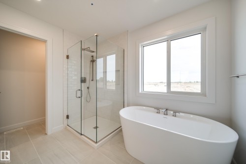 77 Chartres Close, St. Albert, AB 