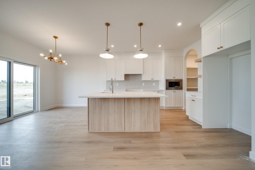 77 Chartres Close, St. Albert, AB 