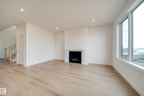 77 Chartres Close, St. Albert, AB 