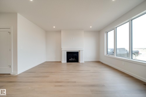 77 Chartres Close, St. Albert, AB 