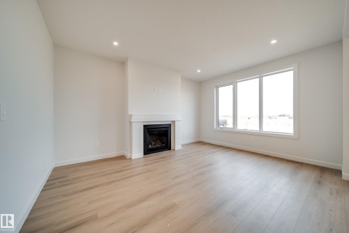 77 Chartres Close, St. Albert, AB 