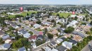 Residential neighborhood with curving streets, mature trees, and a community park - 17103 92 Street Nw, Edmonton, AB 