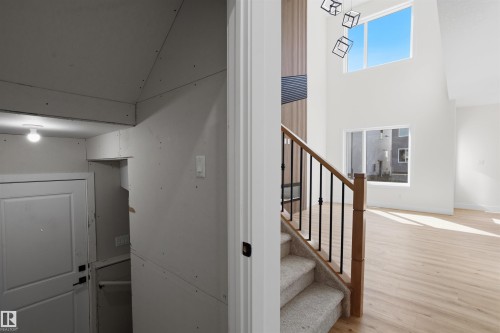 402 Munn Court, Leduc, AB 