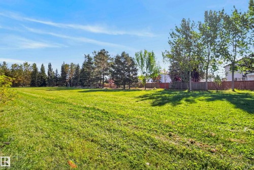 #8 4205 30 St Nw, Edmonton, AB 
