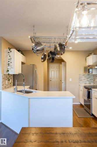 3575 Mclean Crescent Sw, Edmonton, AB 