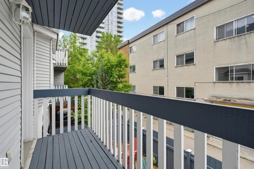 11107 98 Avenue Nw, Edmonton, AB 