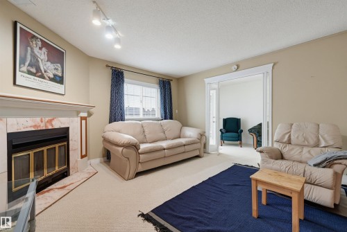 11107 98 Avenue Nw, Edmonton, AB 