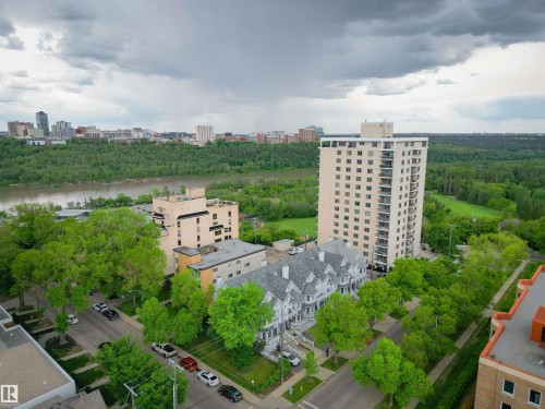 11107 98 Avenue Nw, Edmonton, AB 