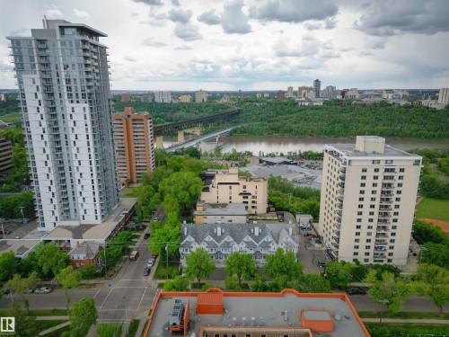 11107 98 Avenue Nw, Edmonton, AB 