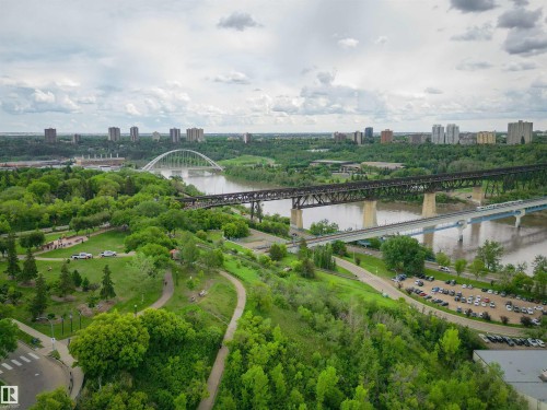 11107 98 Avenue Nw, Edmonton, AB 