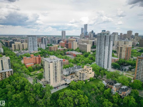 11107 98 Avenue Nw, Edmonton, AB 