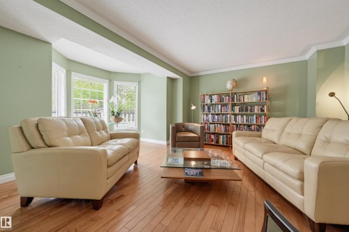 11107 98 Avenue Nw, Edmonton, AB 