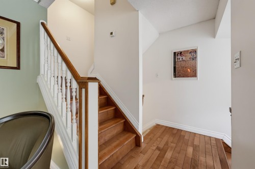11107 98 Avenue Nw, Edmonton, AB 