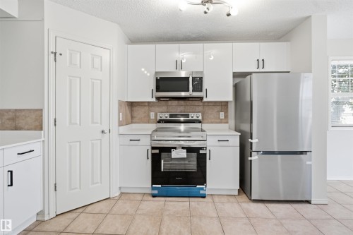#84 8304 11 Av Sw, Edmonton, AB 