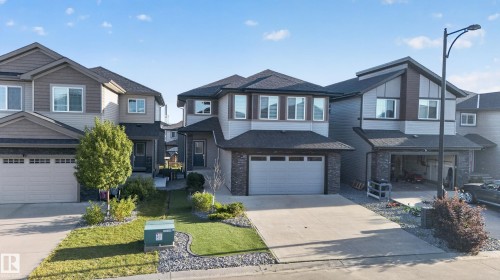 4225 Charles Close Sw, Edmonton, AB 