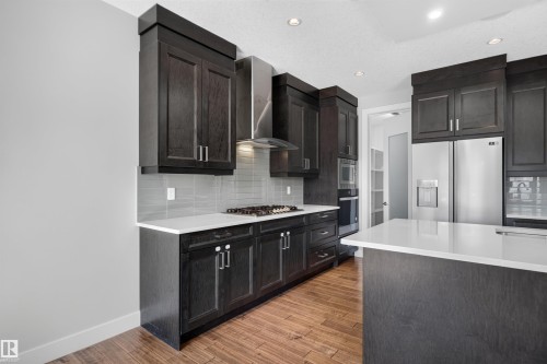 4225 Charles Close Sw, Edmonton, AB 