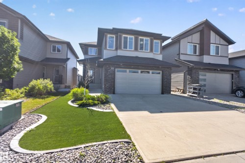 4225 Charles Close Sw, Edmonton, AB 