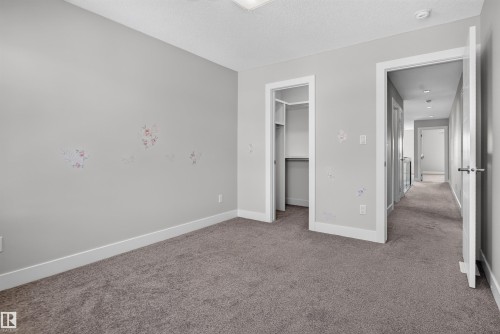 4225 Charles Close Sw, Edmonton, AB 