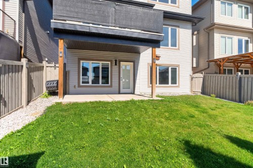 4225 Charles Close Sw, Edmonton, AB 