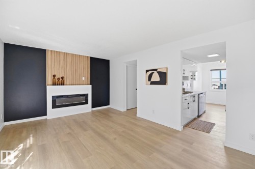 21 Lakewood Village Nw, Edmonton, AB 