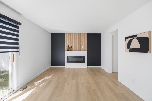 21 Lakewood Village Nw, Edmonton, AB 