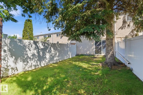 21 Lakewood Village Nw, Edmonton, AB 