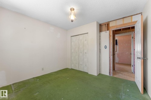 12352 St Albert Trail Nw, Edmonton, AB 