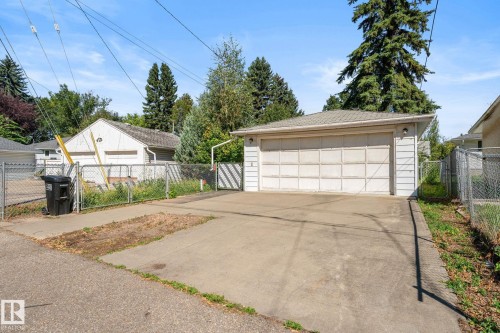 12352 St Albert Trail Nw, Edmonton, AB 