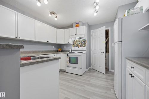 #34 3040 Spence Wd Sw, Edmonton, AB 